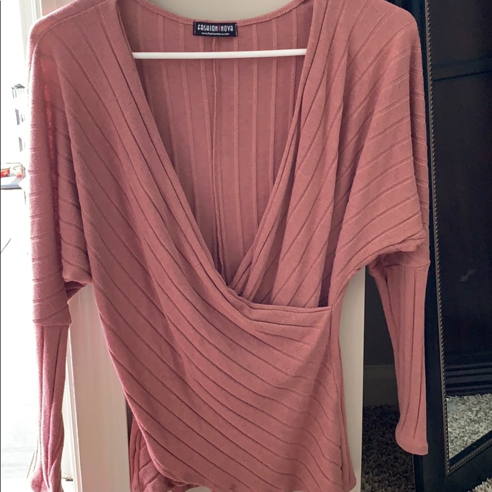 Pink long sleeve shirt !!! NEVER BEEN WORN !!